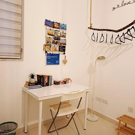 Rum i privatbostad Namaste :) Enjoy Every Moment