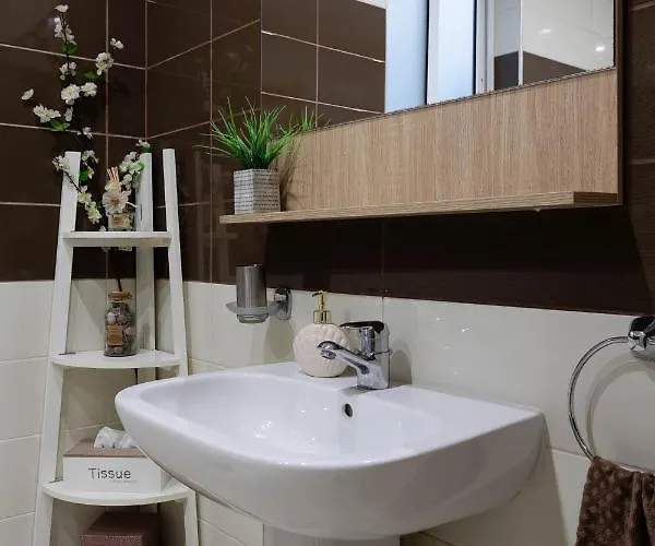 Namaste :) Enjoy Every Moment Проживание в семье *